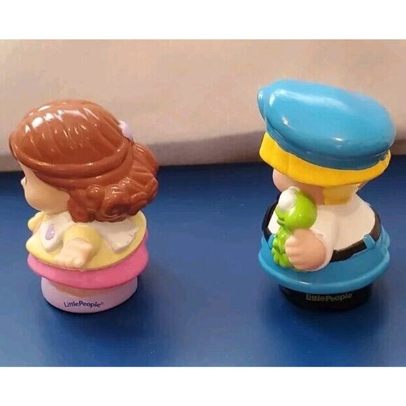 Fisher-Price Little People 2001 Mom 2009 Crossing Guard Replacement Figures - Picture 2 of 9